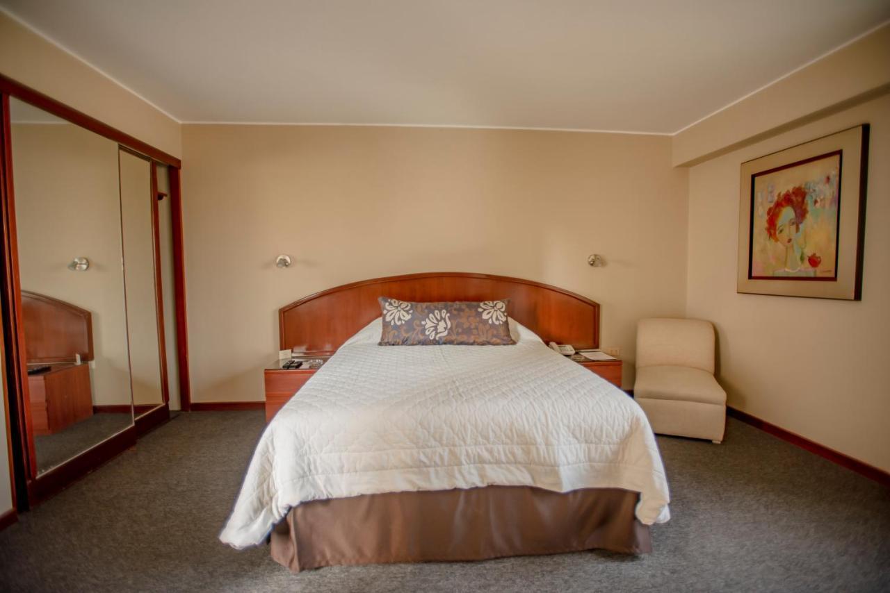 Hotel Park Suites Lima Luaran gambar