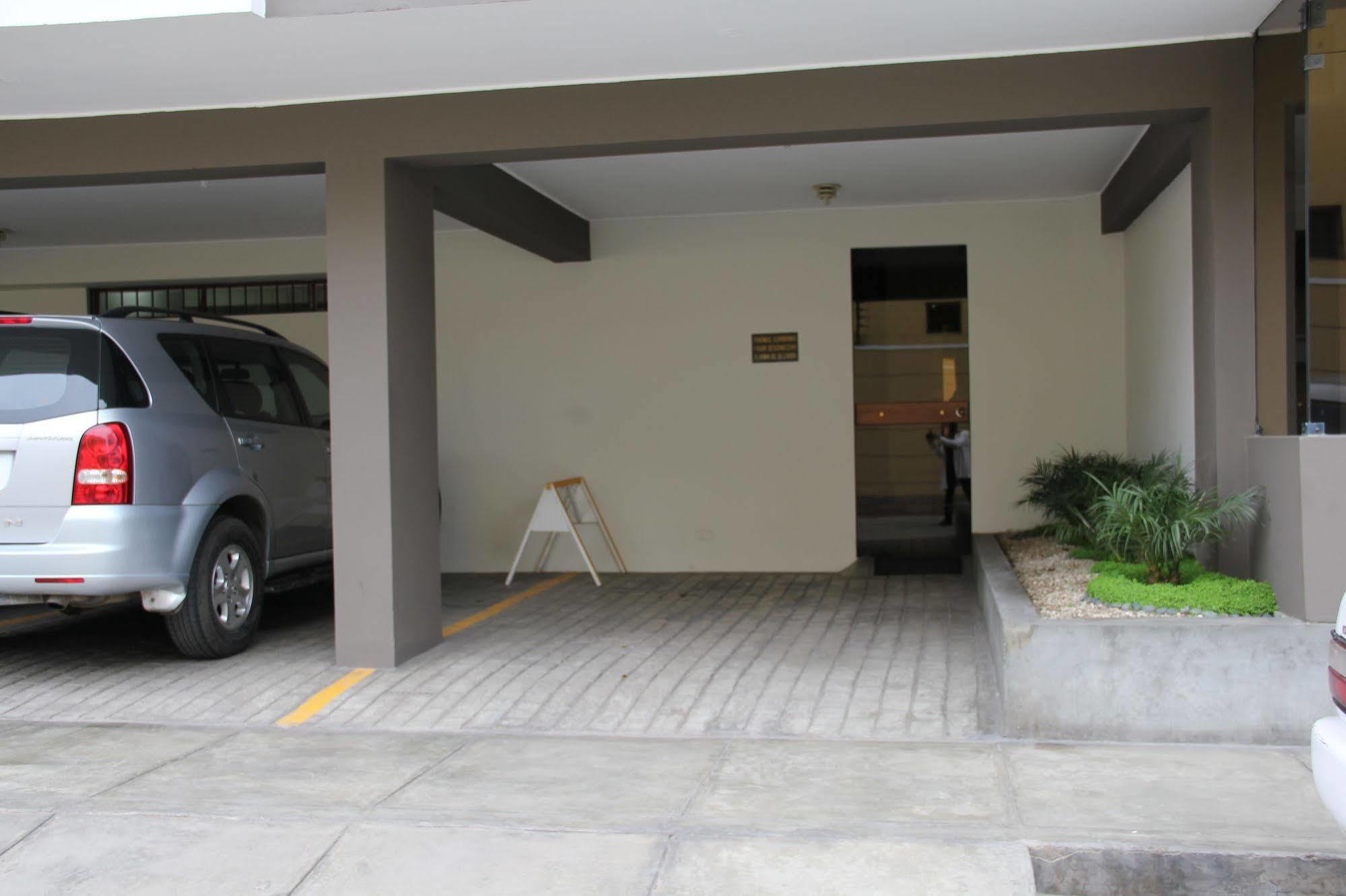 Hotel Park Suites Lima Luaran gambar